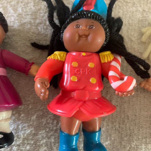 Vintage 90s Cabbage Patch Kids Doll Figures - Picture 7 of 14